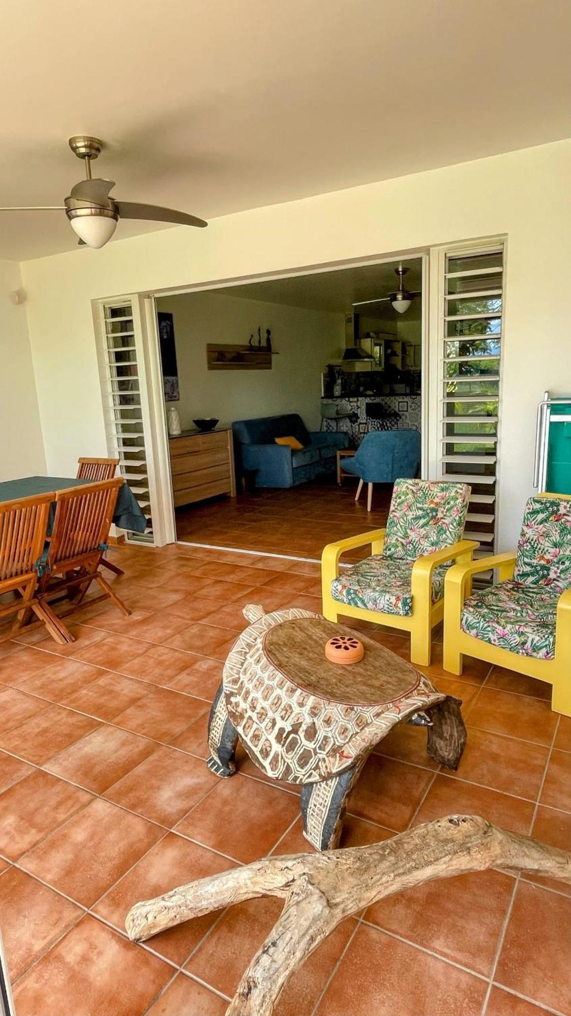Cauris Lodge Du Marisol Vue Mer Acces Direct Plage Avec Citerne D Eau Le Gosier  Exterior foto